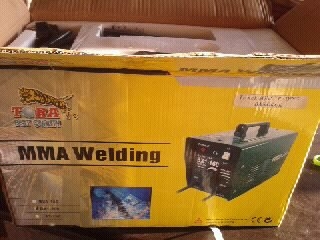 ตู้เชื้อมมือถือไฟ200ของใหม่ คอยทองแดงครบชุด 2800 ตู้เชื้อมมือถือไฟ200ของใหม่ คอยทองแดงครบชุด 2800