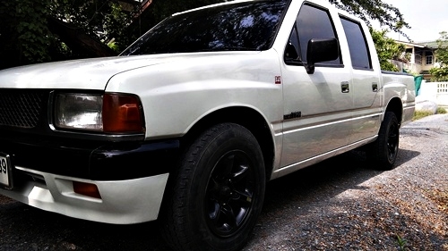 cab4แท้จากisuzuหา4ประตูทนๆดีเซลไดเร็คประหยัดๆเพาเวอร์เบรคดีๆแอร์เย็นเชิญครับ