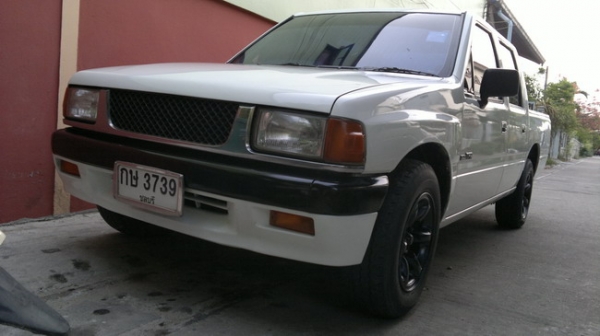 cab4แท้จากisuzuหา4ประตูทนๆดีเซลไดเร็คประหยัดๆเพาเวอร์เบรคดีๆแอร์เย็นเชิญครับ