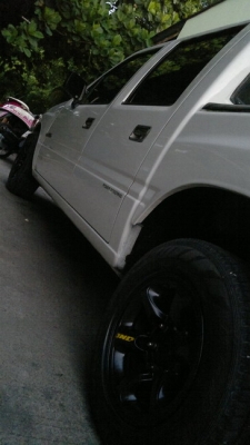 cab4แท้จากisuzuหา4ประตูทนๆดีเซลไดเร็คประหยัดๆเพาเวอร์เบรคดีๆแอร์เย็นเชิญครับ