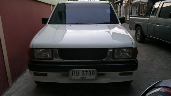 cab4แท้จากisuzuหา4ประตูทนๆดีเซลไดเร็คประหยัดๆเพาเวอร์เบรคดีๆแอร์เย็นเชิญครับ