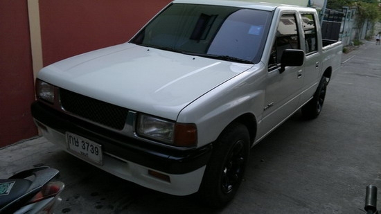 cab4แท้จากisuzuหา4ประตูทนๆดีเซลไดเร็คประหยัดๆเพาเวอร์เบรคดีๆแอร์เย็นเชิญครับ