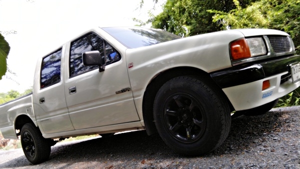 cab4แท้จากisuzuหา4ประตูทนๆดีเซลไดเร็คประหยัดๆเพาเวอร์เบรคดีๆแอร์เย็นเชิญครับ