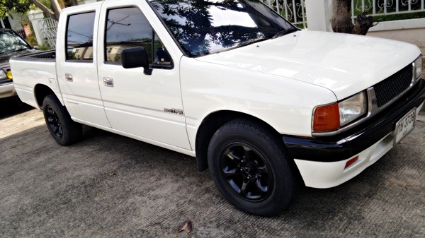 cab4แท้จากisuzuหา4ประตูทนๆดีเซลไดเร็คประหยัดๆเพาเวอร์เบรคดีๆแอร์เย็นเชิญครับ