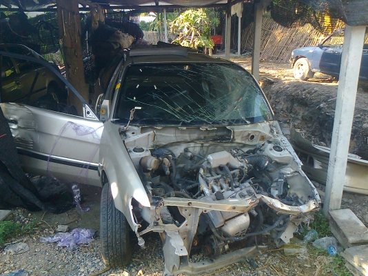 ขายเป็นอะหลั่ย โซรูน่าปี98รถเกิดอุบัตติเหตุ ตามรูปใครอยากได้ชิ้นไหนถอดขายทุกตัวบริการจัดส่งทางไปรษณีย์ (แยกขายตัดตูด เบาะ แผงคอลโซล เรือนไมล์ แผงข้างประตู ประตู แก้มขวา หรืออุปกรณ์เครื่องเกียร์ใครสนใจตรงไหนตามรูปบอกมา