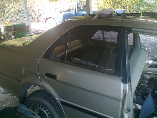 ขายเป็นอะหลั่ย โซรูน่าปี98รถเกิดอุบัตติเหตุ ตามรูปใครอยากได้ชิ้นไหนถอดขายทุกตัวบริการจัดส่งทางไปรษณีย์ (แยกขายตัดตูด เบาะ แผงคอลโซล เรือนไมล์ แผงข้างประตู ประตู แก้มขวา หรืออุปกรณ์เครื่องเกียร์ใครสนใจตรงไหนตามรูปบอกมา