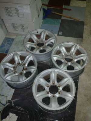 ขายล้อเล็บเหยี่ยวแท้ 4 วง 9,000