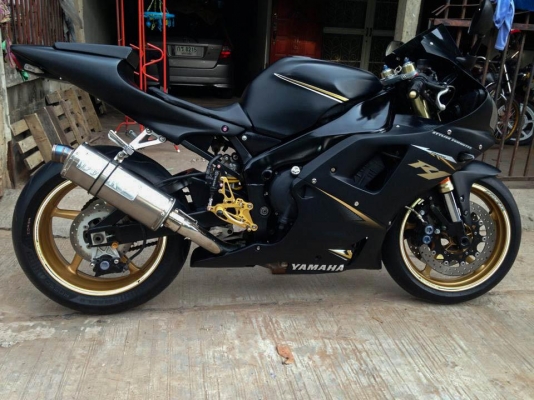 ขายYamaha R1 ปี2001 อินวอย+สพม. ถูกต้องครบ ขายYamaha R1 ปี2001 อินวอย+สพม. ถูกต้องครบ