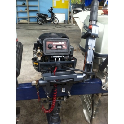 ขายเครื่องยนต์เรือ Yamaha F9.9 ELHB