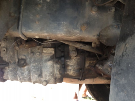 รถอิซูซุ 10 ล้อ รั่ว FVZ 175 แรงม้า  สนใจติดต่อ 081 - 6079515