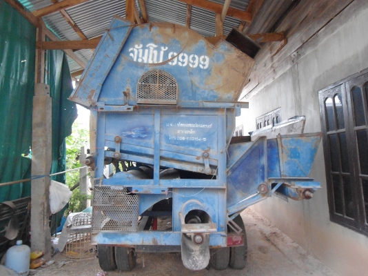 ขายรถนวดข้าว จัมโบ 9999 ถูกๆ นวดดีมาก 110,000 บาท