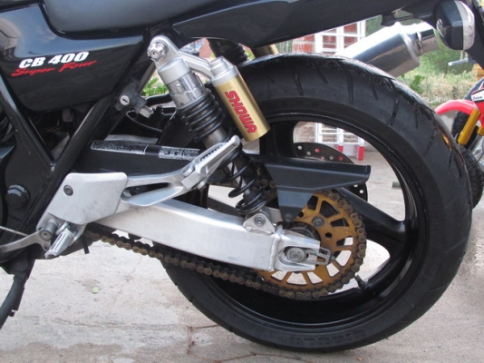 ขาย CB SF400 เทค1 ปี2001 ทะเบียนพร้อมโอน ขาย CB SF400 เทค1 ปี2001 ทะเบียนพร้อมโอน