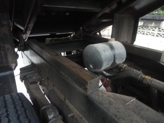 6 ล้อดั้ม HINO  ปี 49 เครื่อง 170 แรง ออกห้างมือเดียว