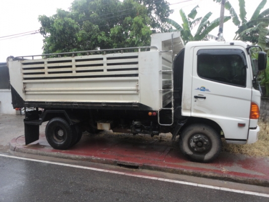 6 ล้อดั้ม HINO  ปี 49 เครื่อง 170 แรง ออกห้างมือเดียว