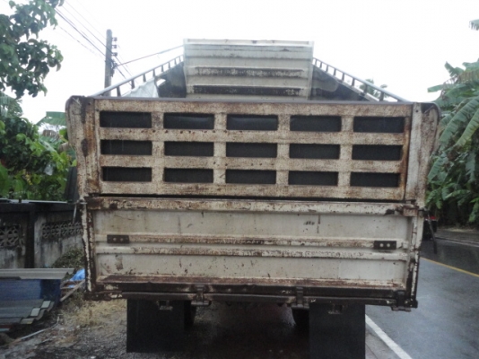 6 ล้อดั้ม HINO  ปี 49 เครื่อง 170 แรง ออกห้างมือเดียว