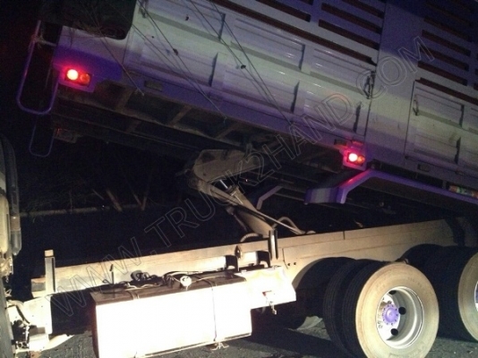 รถบรรทุก พ่วงดั๊มพ์ แม่-ลูก ยี่ห้อ ISUZU 360 แรงม้า