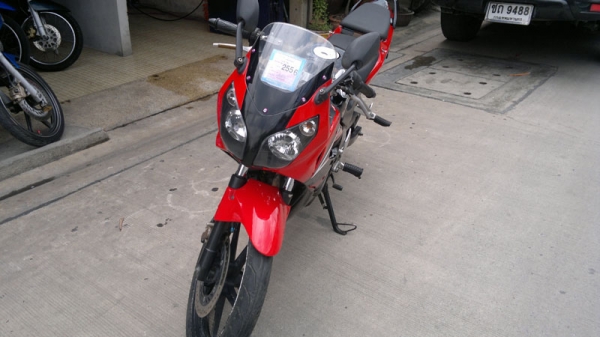 CBR 150 ไมล์เหลืองกุญแจใหญ่ 33500 บาท