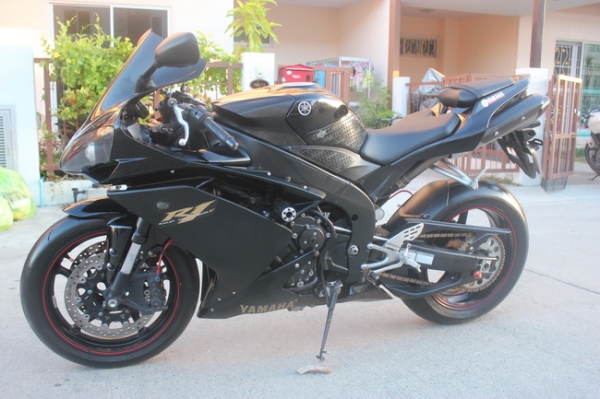 ขาย YAMAHA R1 ปี2008 อินวอยล์สรรพสามิตแท้ๆๆ วิ่งน้อย 8000โล