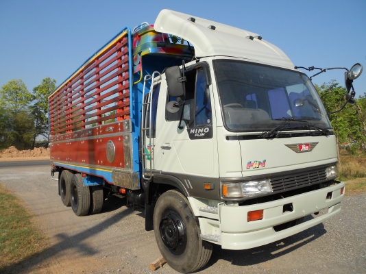 รถสิบล้อ HINO  1 เพลา รุ่น FL3H