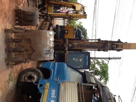 ขายด่วน komatsu pc100 รุ่น1 ขายด่วน komatsu pc100 รุ่น1