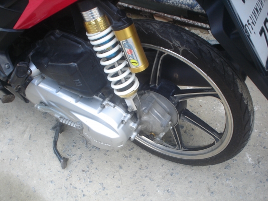 ทะเบียนกรุงเทพฯ พร้อมโอน  สภาพ 95\%ป้ายแดง สีสวยมากๆๆ