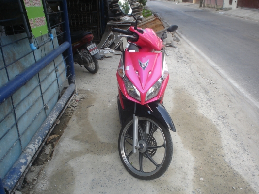 ทะเบียนกรุงเทพฯ พร้อมโอน  สภาพ 95\%ป้ายแดง สีสวยมากๆๆ