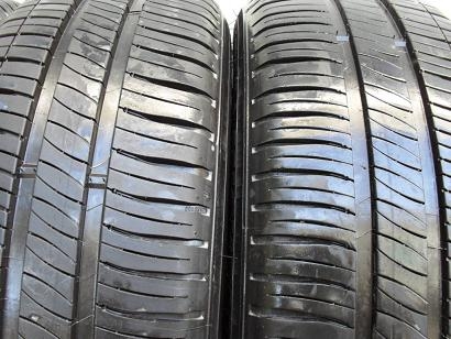 ขายยาง MICHELIN ENERGY XM2  ปี11 3เส้น ปี12 1เส้น(1ชุด) 185/60/15 ราคา 3,400 ดูของแถวปากเกร็ด สนใจติดต่อ 090-676-4651 เบียร์ครับ