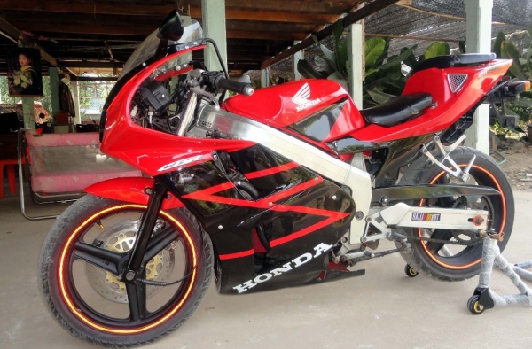 ขาย cbr250r ปี89 48000