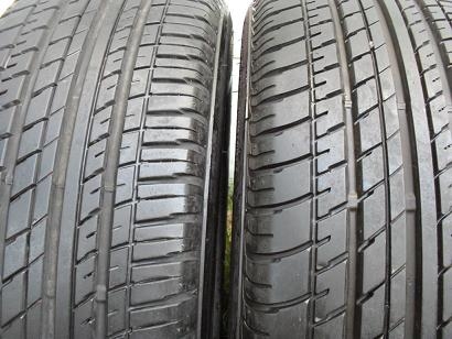ขายยาง BRIDGESTONE ER370  ปี3311 1เส้น ปี12 1เส้น(1คู่) ไม่มีปะ 215/60/16 ราคา 2,400 ดูของแถวปากเกร็ด สนใจติดต่อ 090-676-4651 เบียร์ครับ