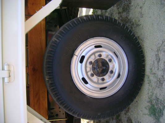 ISUZU NKR 69 E หัวการ์ตูนสูง เครื่อง 4HF1 120แรงม้า บรรทุก 4 ล้อไม่ติดเวลา ISUZU NKR 69 E หัวการ์ตูนสูง เครื่อง 4HF1 120แรงม้า บรรทุก 4 ล้อไม่ติดเวลา