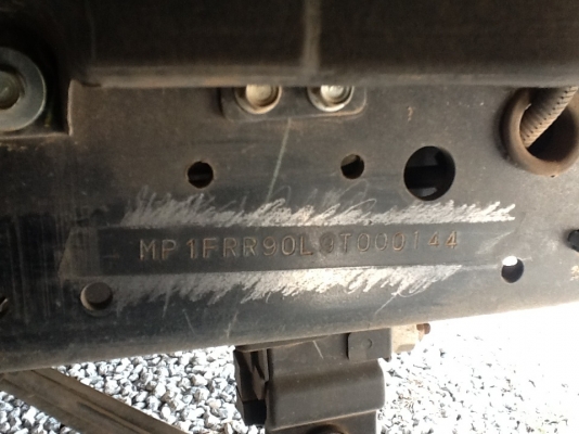 ขายด่วน 6ล้อใหม่ 210HP ไมค์18xxx ปี52