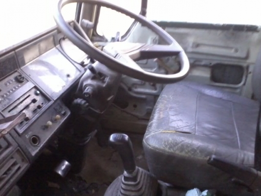 ขายรถบรรทุก 6ล้อ HINO FD 180 HP ไม่มีทะเบียน