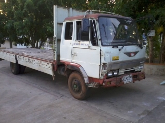 ขายรถบรรทุก 6ล้อ HINO FD 180 HP ไม่มีทะเบียน