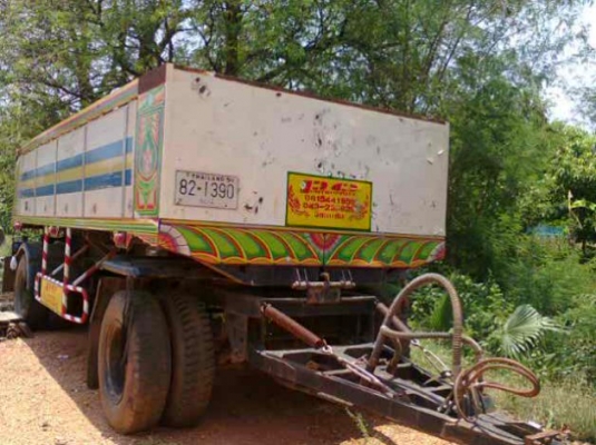 ขายรถพ่วงดั้แม่ลูก MITSUFUSO TD 3XXX เครื่อง 260 แรง TURBO หรือเครื่อง M6 คอมมอลเร็ว 24 วาวกะบะเนียมแม่ลูก