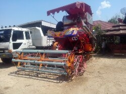 ขายรถเกี่ยวข้าวเกษตรพัฒนา