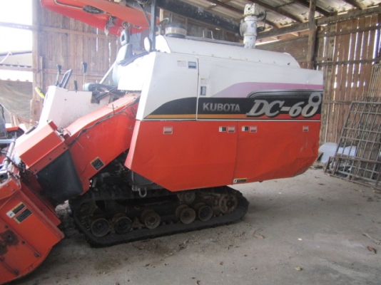 ขาย รถเกี่ยวนวดข้าว DC 60 plus ราคาถูก