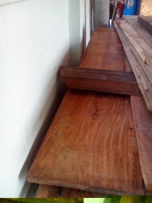 ไม้กระดานพื้นมะค่าหน้า 10-15  นิ้ว