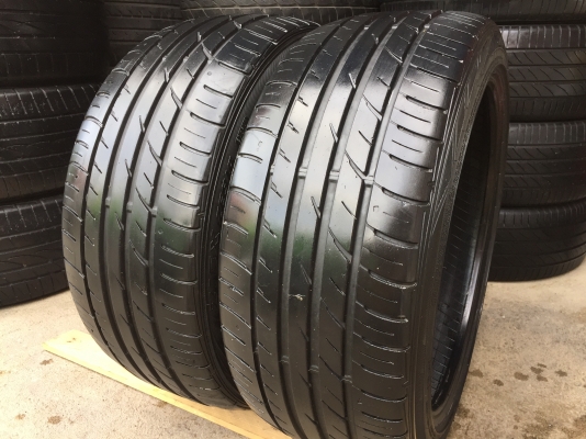 ยาง FALKEN 245-40-18 ปี 16 2 เส้น 2000 ไม่มีปะไม่บวมไม่กินข้างดอกยางเหลือเยอะเอาไปวิ่งกันใด้อีกยาวค่