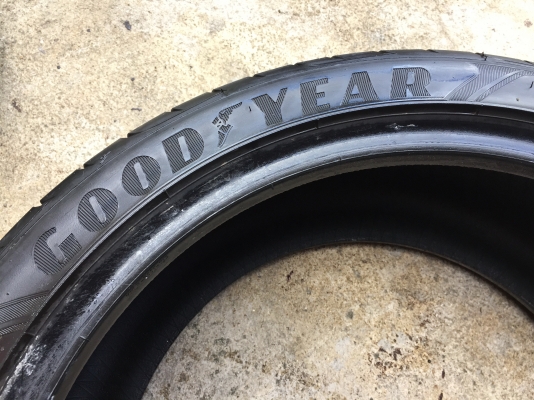 ยาง Goodyear 235-40-18 255 35 18 ปี 13 1 ปี 12 3 ครบชุด 4 เส้น 2000 ไม่บวมไม่กินข้างดอกยางเหลือเยอะเ