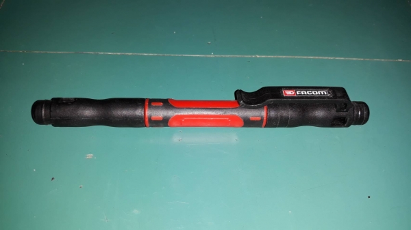 ขายไขควงปากกา FACOM MADE IN FRANCE.ใหม่เก่าเก็บ