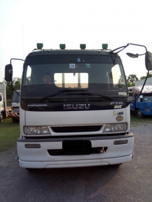 ขายรถ อีซูซุ 6 ล้อ FTR 200 แรง กระบะพื้นเรียบ มีรั้วข้าง ขายรถ อีซูซุ 6 ล้อ FTR 200 แรง กระบะพื้นเรียบ มีรั้วข้าง