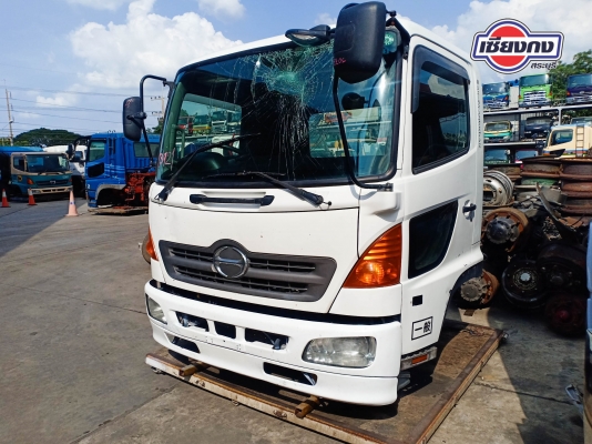 หัวเก๋ง  HINO MEGA FC ติดเครื่อง JO7E 225 แรงม้า