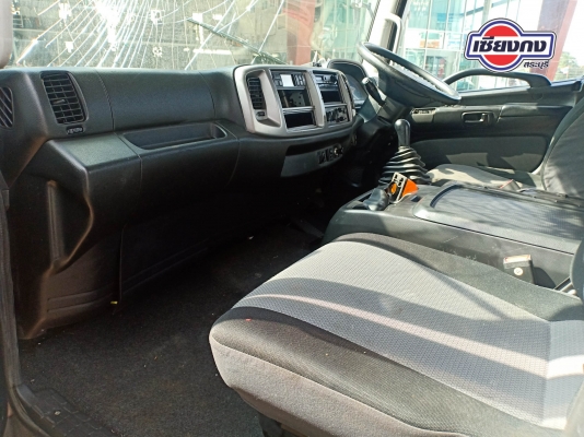 หัวเก๋ง  HINO MEGA FC ติดเครื่อง JO7E 225 แรงม้า