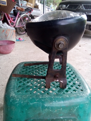 ไฟหน้า ดีที125