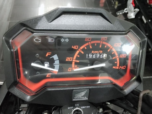 Zoomer x สีดำด้าน ตัวไมล์แดง Top ล้อแม็กทอง คอมบายเบรค 29900 Zoomer x สีดำด้าน ตัวไมล์แดง Top ล้อแม็กทอง คอมบายเบรค 29900