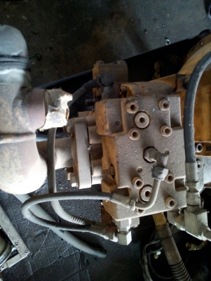 ปั้มไฮดรอลิค CATERPILLAR 312B