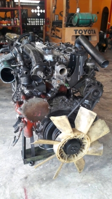 เครื่องยนต์ฮีโน่PO9C#300แรงม้า สวยสมบูรณ์แรงๆติดดีมากครับ