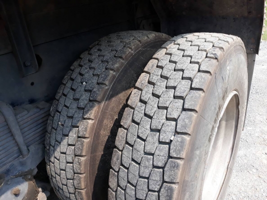 พ่วง 24 ล้อ ฮีโน่ ซี่รี่ 700 เครื่อง E13C 410 แรง (ยุโรป) กระบะมิเนียม - ดั้ม อู่ซุ๋นชัย แม่ยาว 6.60 เมตร ปี 56 ลูกยาว 6.80 เมตร ปี 59