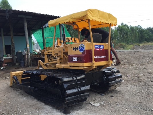 ขายรถแทร็กเตอร์D2-5PL รถสวย พร้อมใช้งาน เครื่องดี ช่วงล่างดี ใบแทร็กสวยทุกใบ ขาย189000‼️ราคาต่อรองได้ โทร0616613023แพรว