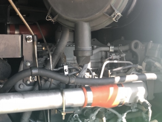 ขายรถตักล้อยาง KAWASAKI 65ZV-2 ปี 2012 (เทียบเท่า WA320) นำเข้าเองจากญี่ปุ่น สภาพสวยพร้อมใช้ มีVDOการทำงานครับ